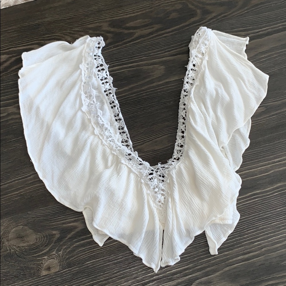 Lulus lace crop top